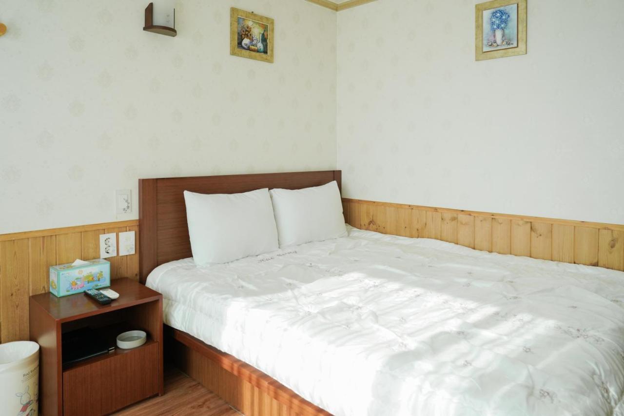 Jungmun Haesung Parktel Villa Seogwipo Exterior foto