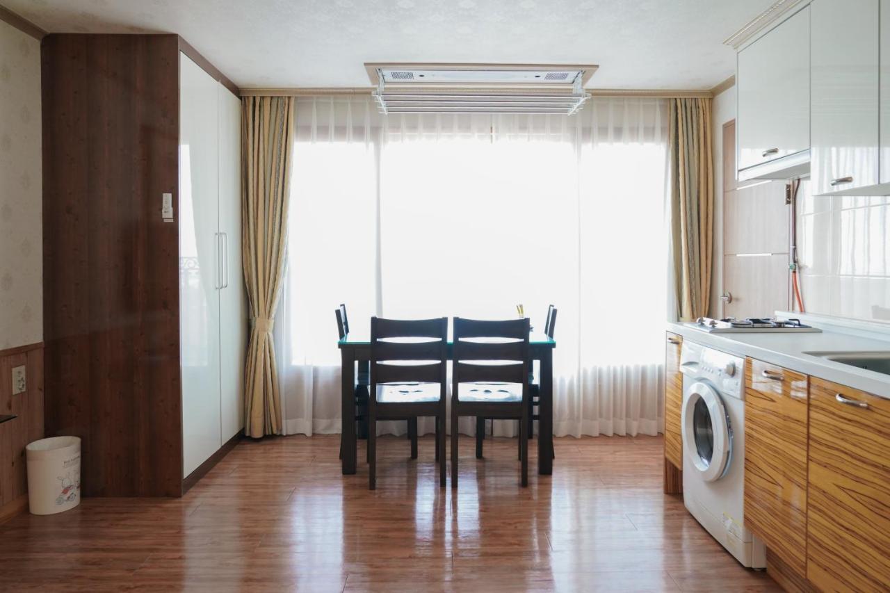 Jungmun Haesung Parktel Villa Seogwipo Exterior foto