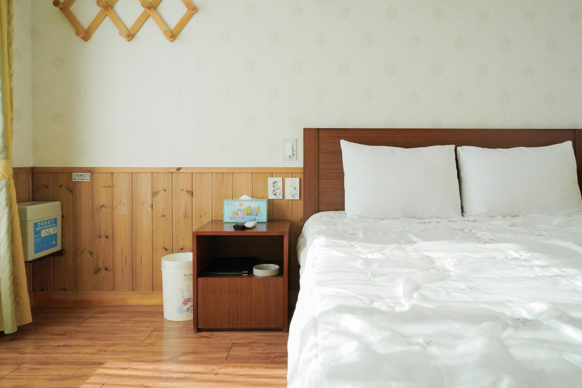 Jungmun Haesung Parktel Villa Seogwipo Exterior foto