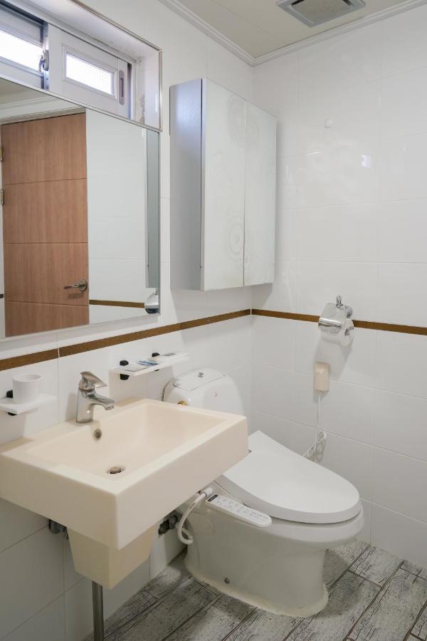 Jungmun Haesung Parktel Villa Seogwipo Exterior foto