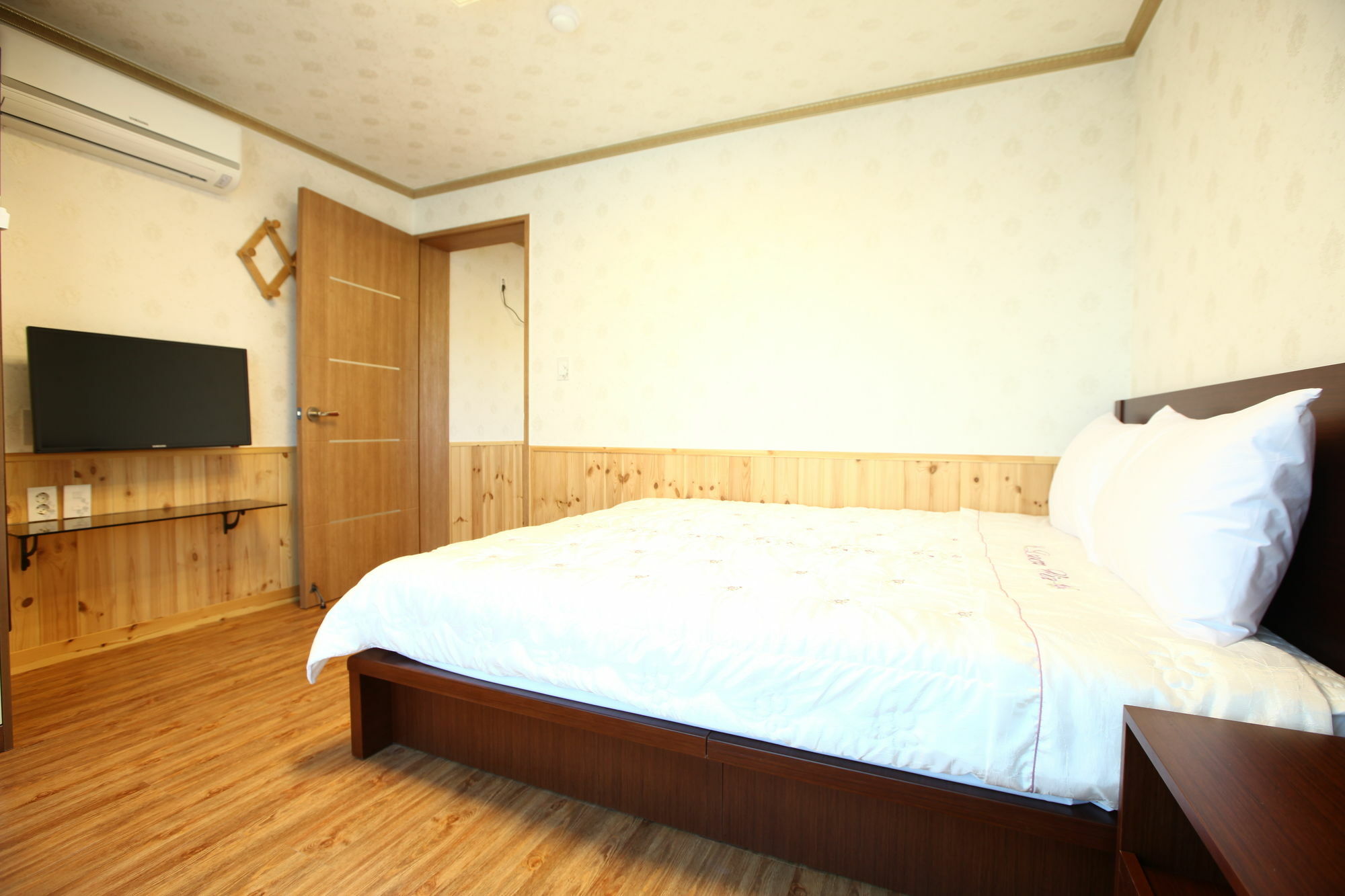 Jungmun Haesung Parktel Villa Seogwipo Exterior foto