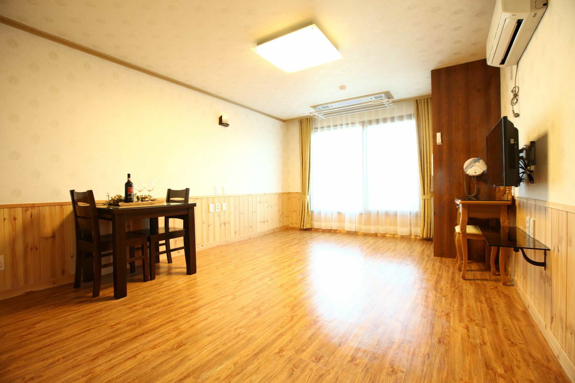 Jungmun Haesung Parktel Villa Seogwipo Exterior foto